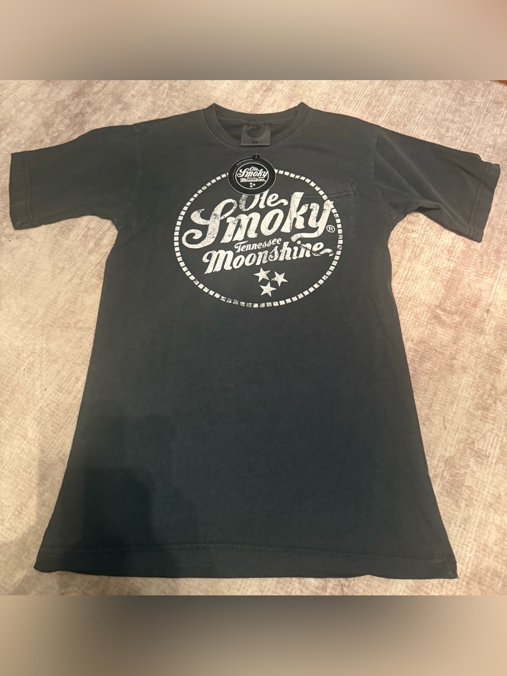 Ole Smoky Tennessee Moonshine Dark gray Graphic Tee NWT Medium
